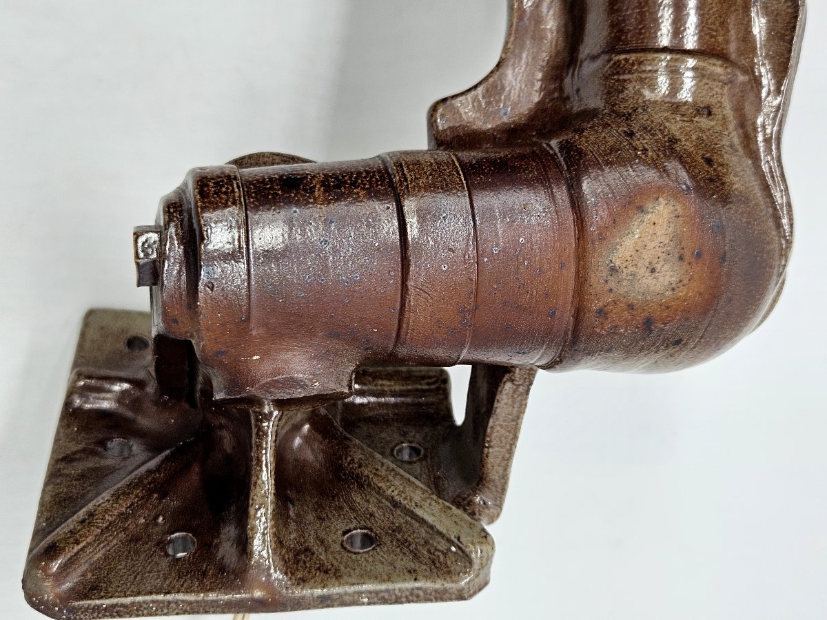 Applique en grès biomecanique signée Joël Lurois-photo-4