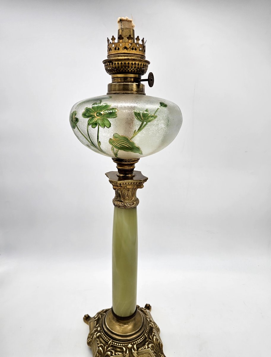 Oil Lamp With Floral Decoration On An Onyx Column -photo-4