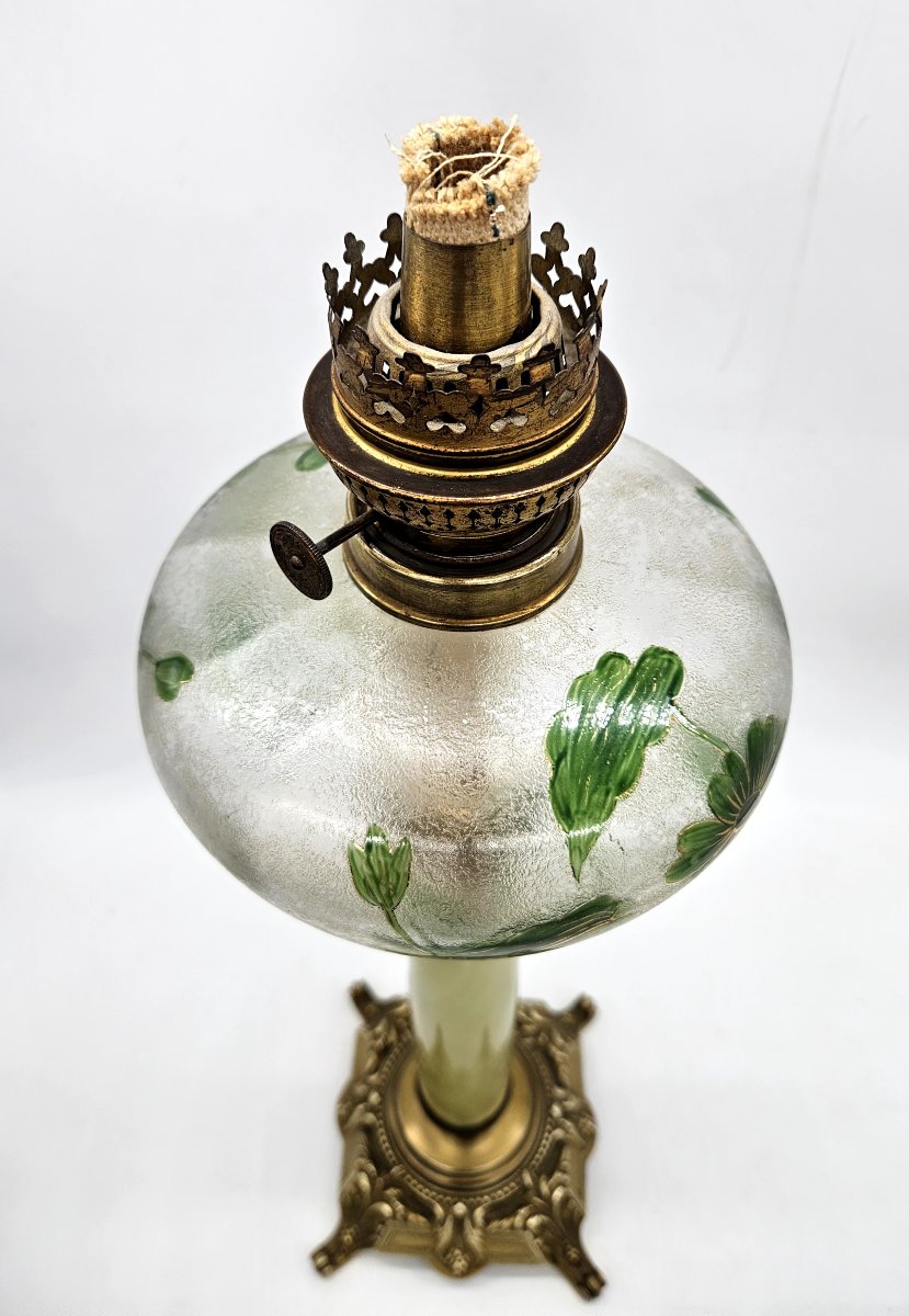 Oil Lamp With Floral Decoration On An Onyx Column -photo-6