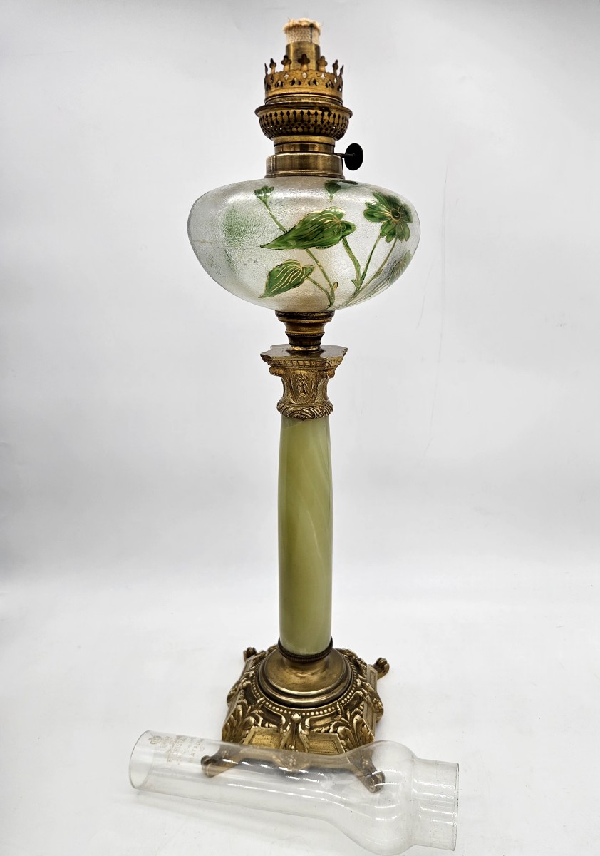 Oil Lamp With Floral Decoration On An Onyx Column 