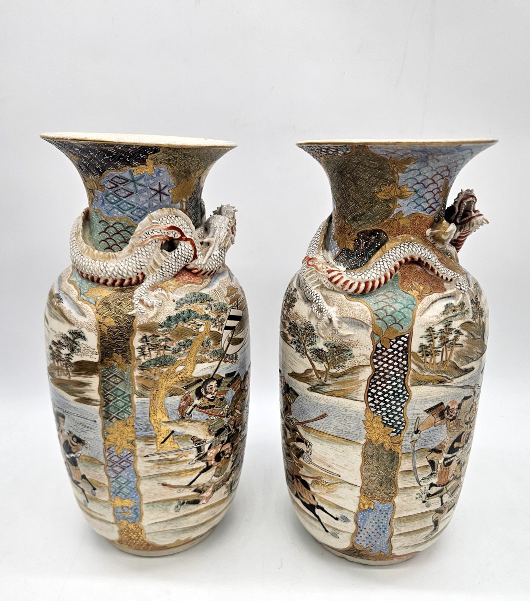 Japon Paire de vases signes Satsuma Époque Meiji -photo-3