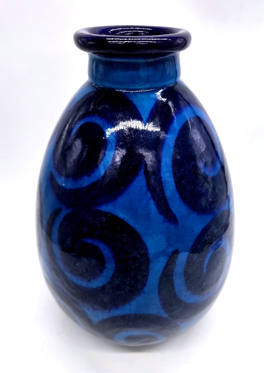 Primavera : Grand vase bleu à décor de tourbillon signé VF -photo-3