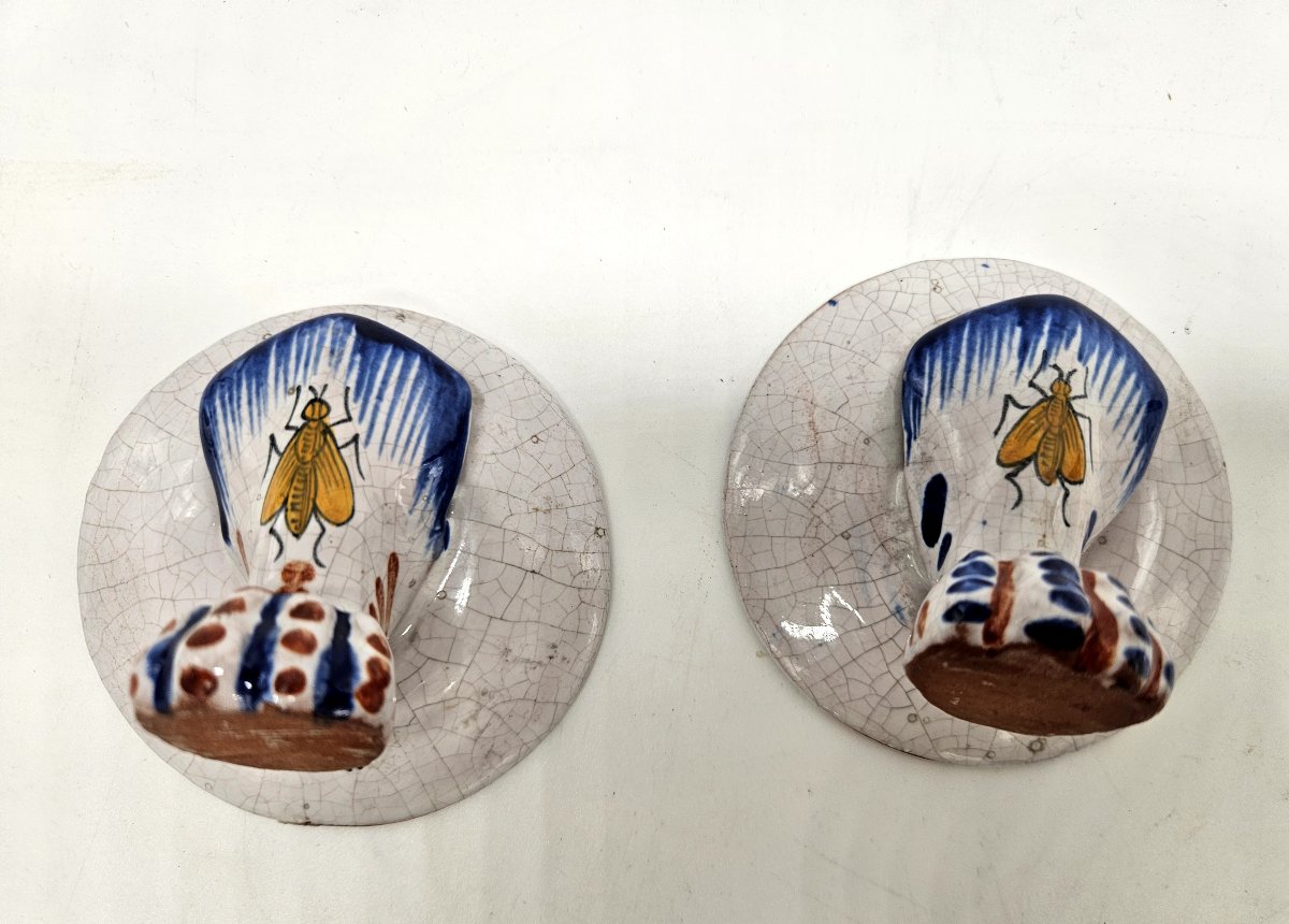 Alcide Chaumeil: Pair Of Earthenware Menu Holders With Napoleonic Décor-photo-2