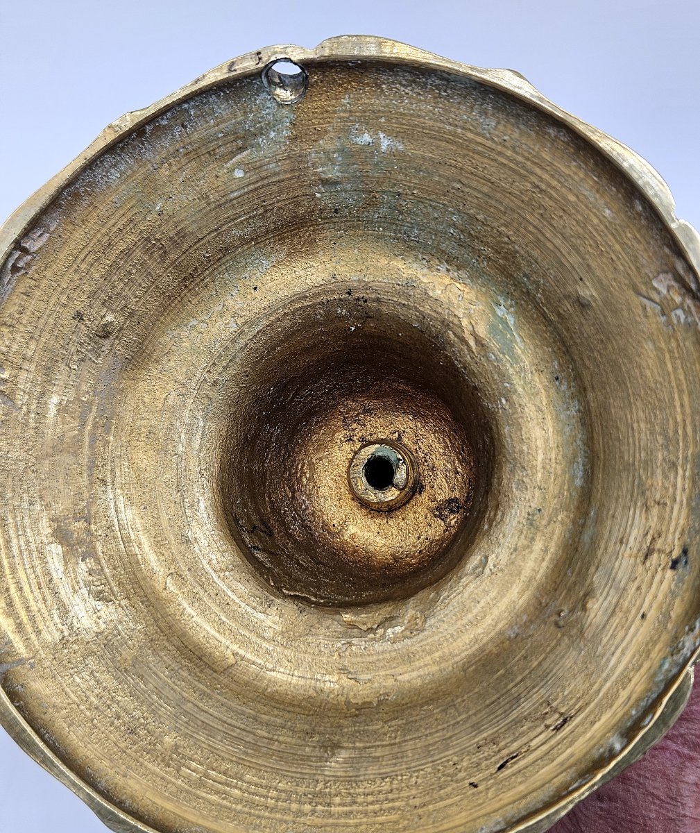 Paire de bougeoirs Regence de toilette en bronze doré -photo-3