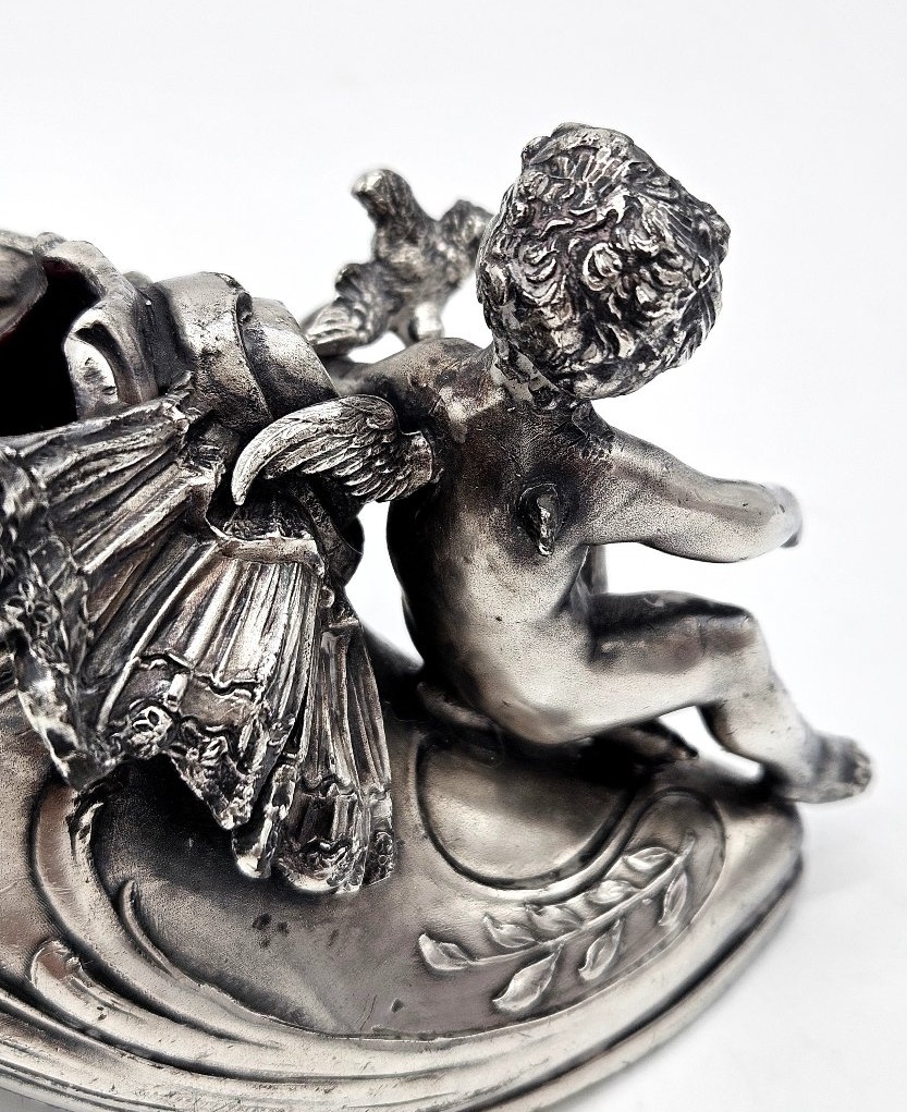 Soulier au chérubin en métal argenté, objet de vitrine 19ème -photo-1