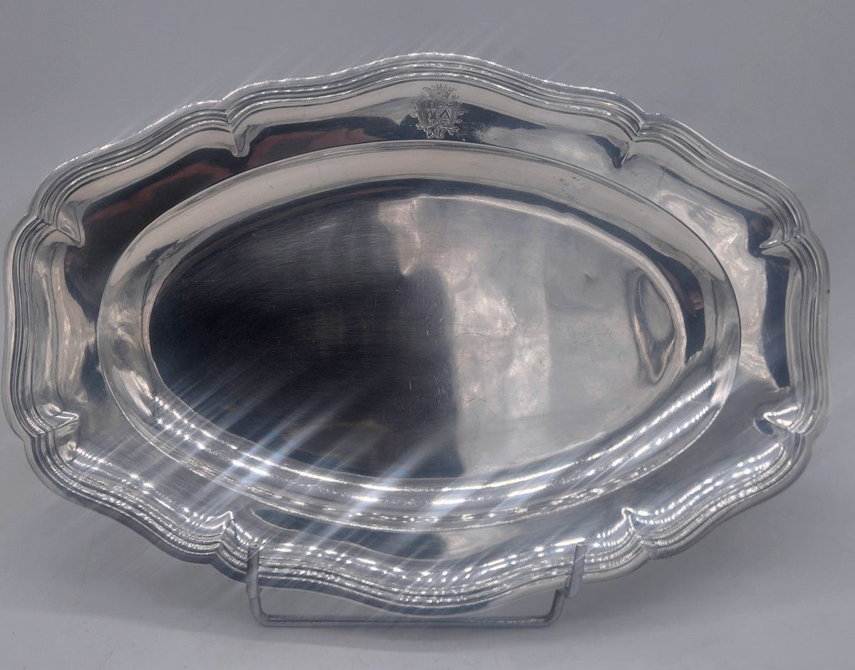 Plat ovale en argent massif 18ème Armoiries 