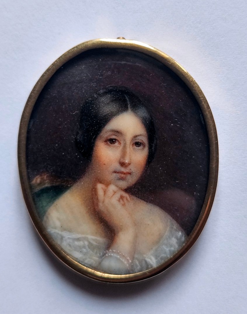 Miniature 19eme portrait de femme, encadrement or, identifié 