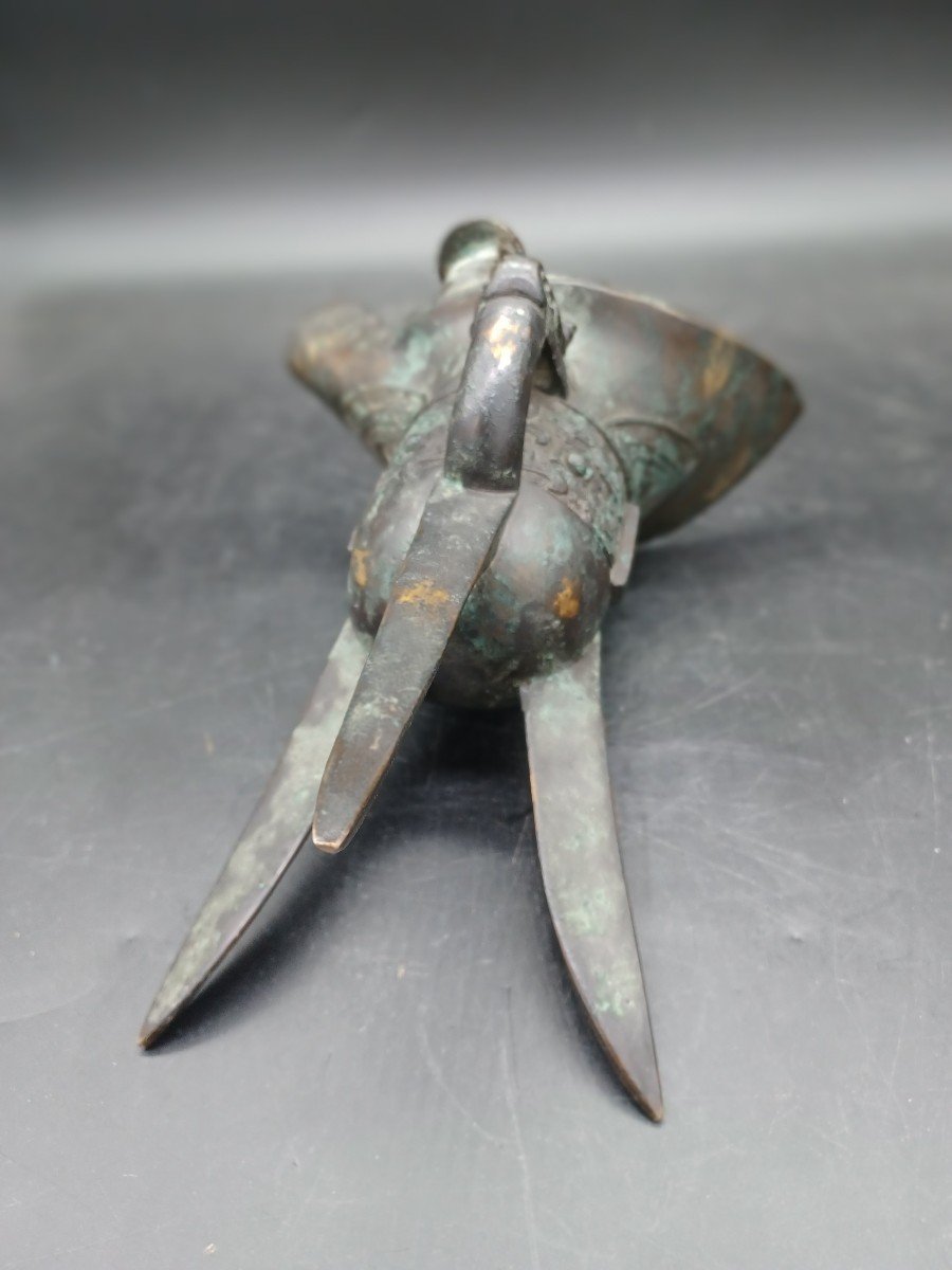 Chine 19ème S : Grande Coupe Libatoire Tripode En Bronze-photo-4