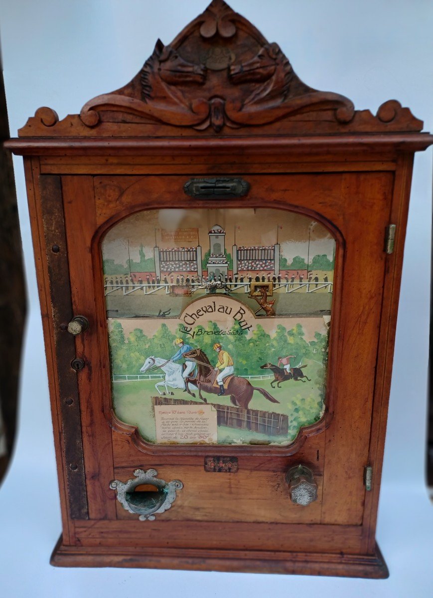 Le Cheval Au But : Jeu De Comptoir 1900 / Machine à Sous 