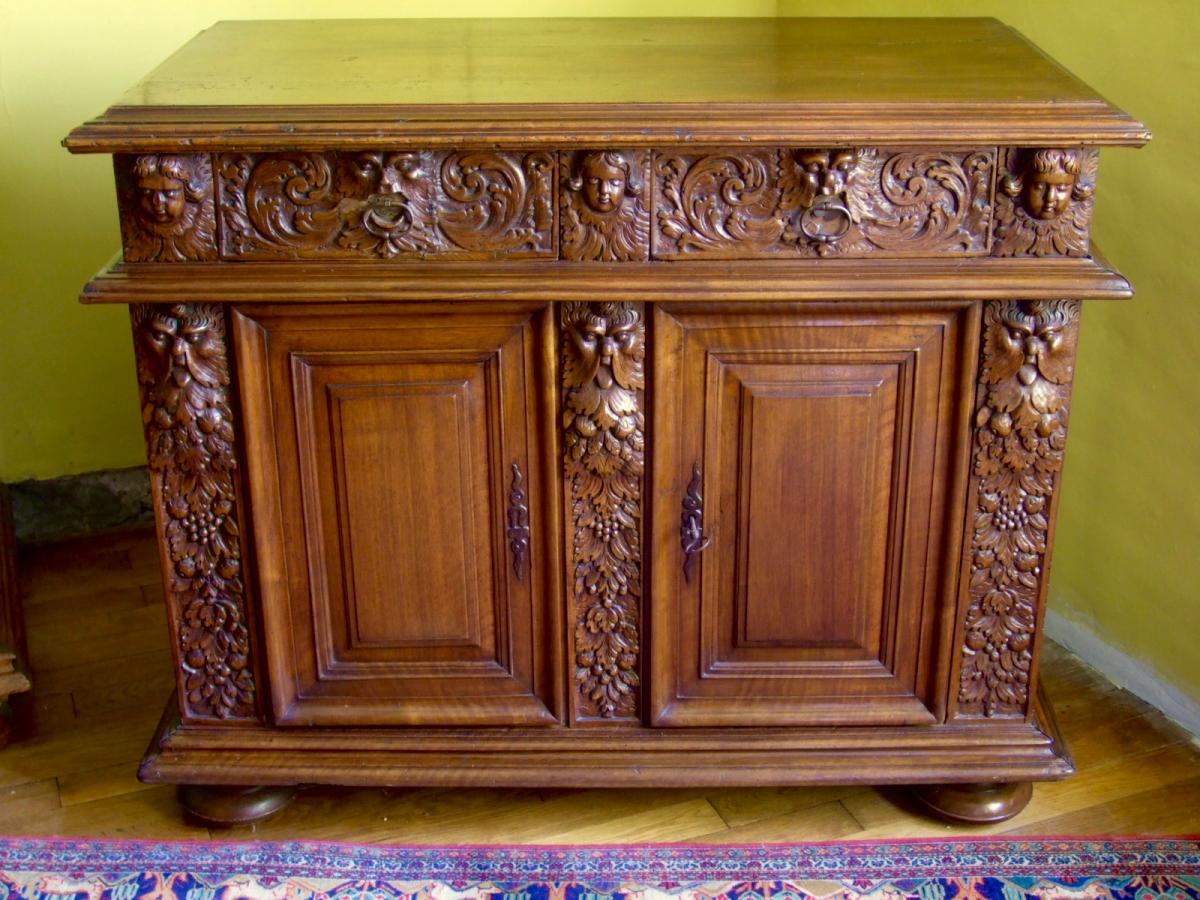 Buffet Louis XIII Walnut-photo-3