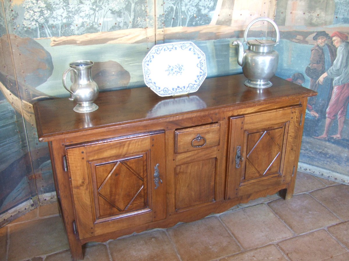Buffet Bas  Provençal  XVIIIè