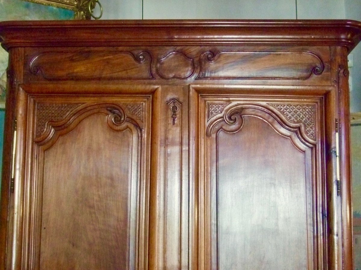 Small Provençal Wardrobe From Marseille XVIII-photo-2
