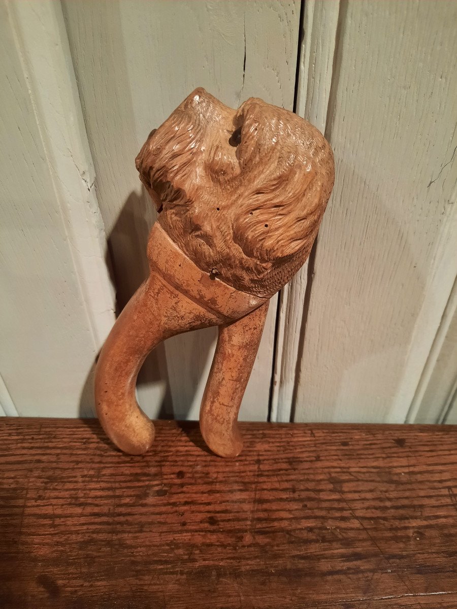 Casse-noix Zoomorphe En Noyer, Représentant Une Tête De Chien.-photo-3