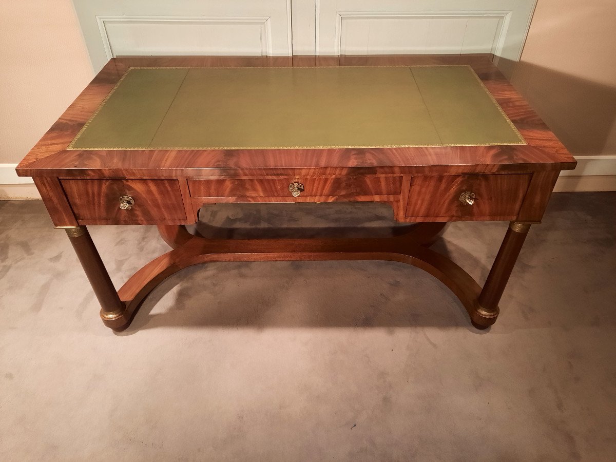 Bureau Plat En Acajou à Deux Tirettes Latérales, De Style Empire Et D’époque XIXème Siècle.-photo-2