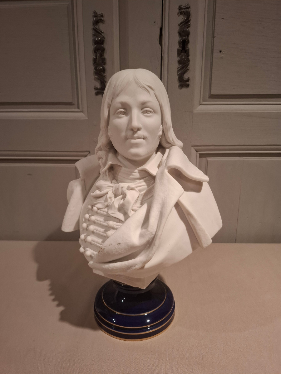 Buste en  biscuit de Sévres représentant le Général Marceau-photo-2
