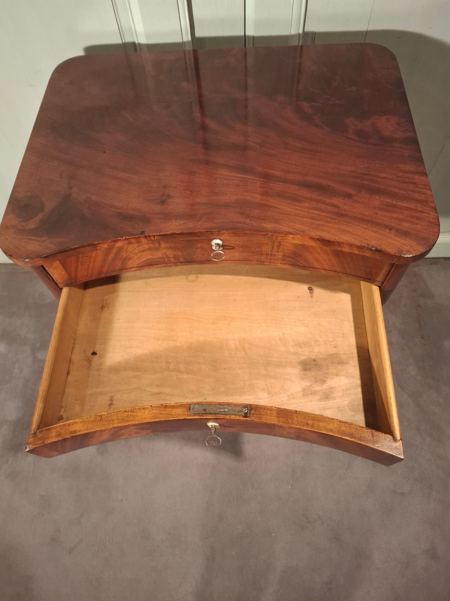 Travailleuse en acajou d’époque milieu du XIXème siècle.-photo-3