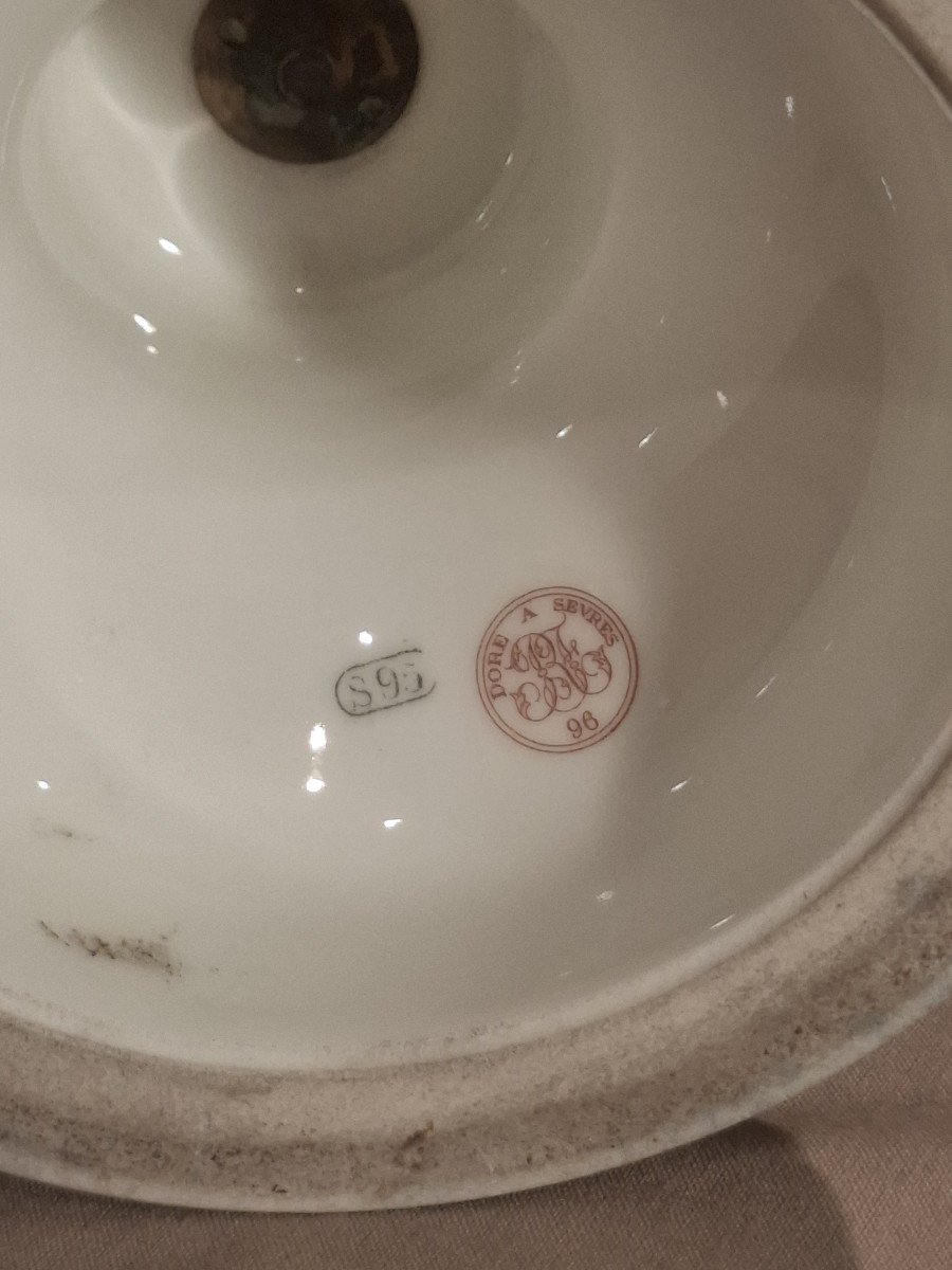 Sèvres buste en biscuit de Patrice de Mac Mahon, signé « Forgeot 1874 », époque fin du XIXème .-photo-5