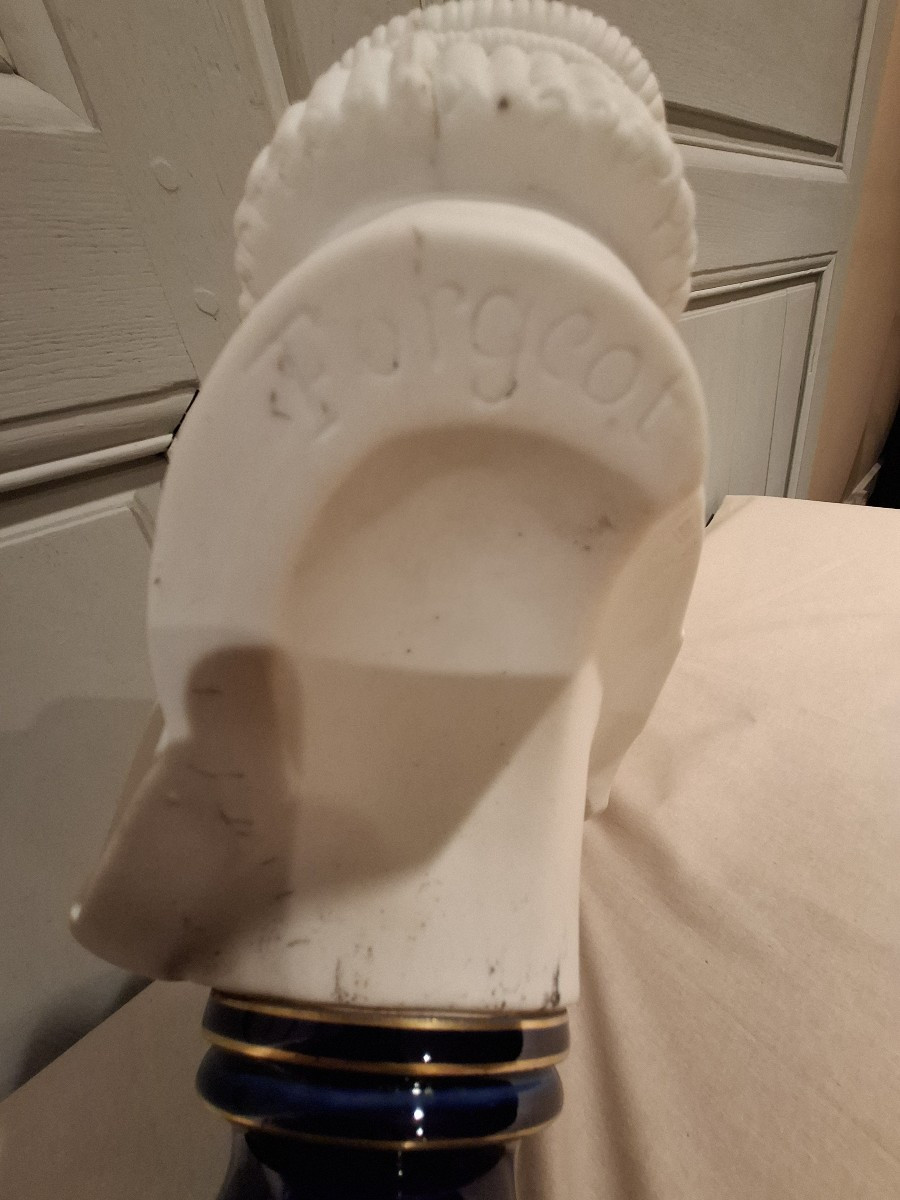 Sèvres buste en biscuit de Patrice de Mac Mahon, signé « Forgeot 1874 », époque fin du XIXème .-photo-7