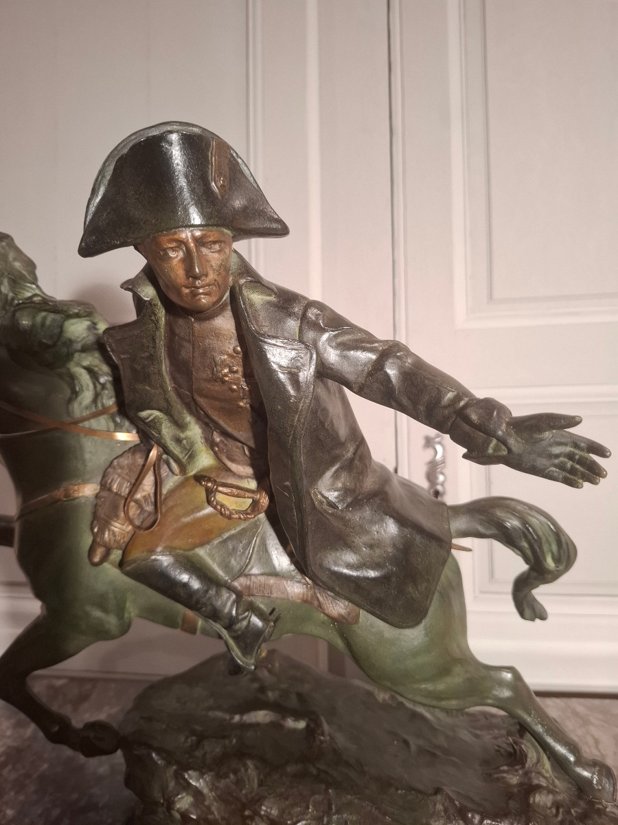 Grande sculpture de Napoléon Ier à cheval, d’époque XIXème siècle, signé R. Nannini.-photo-2