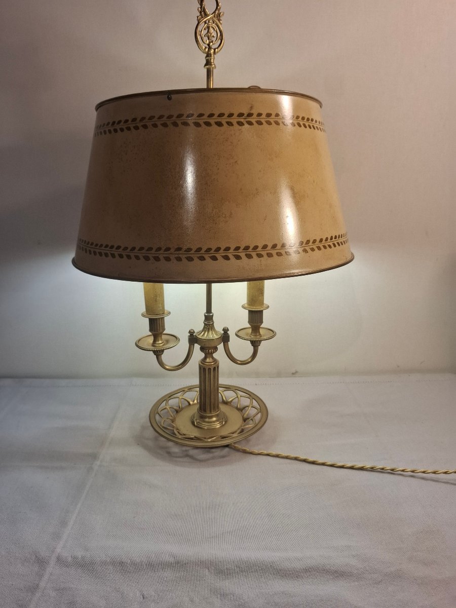 Lampe bouillotte en bronze à deux lumières de style Louis XVI-photo-7