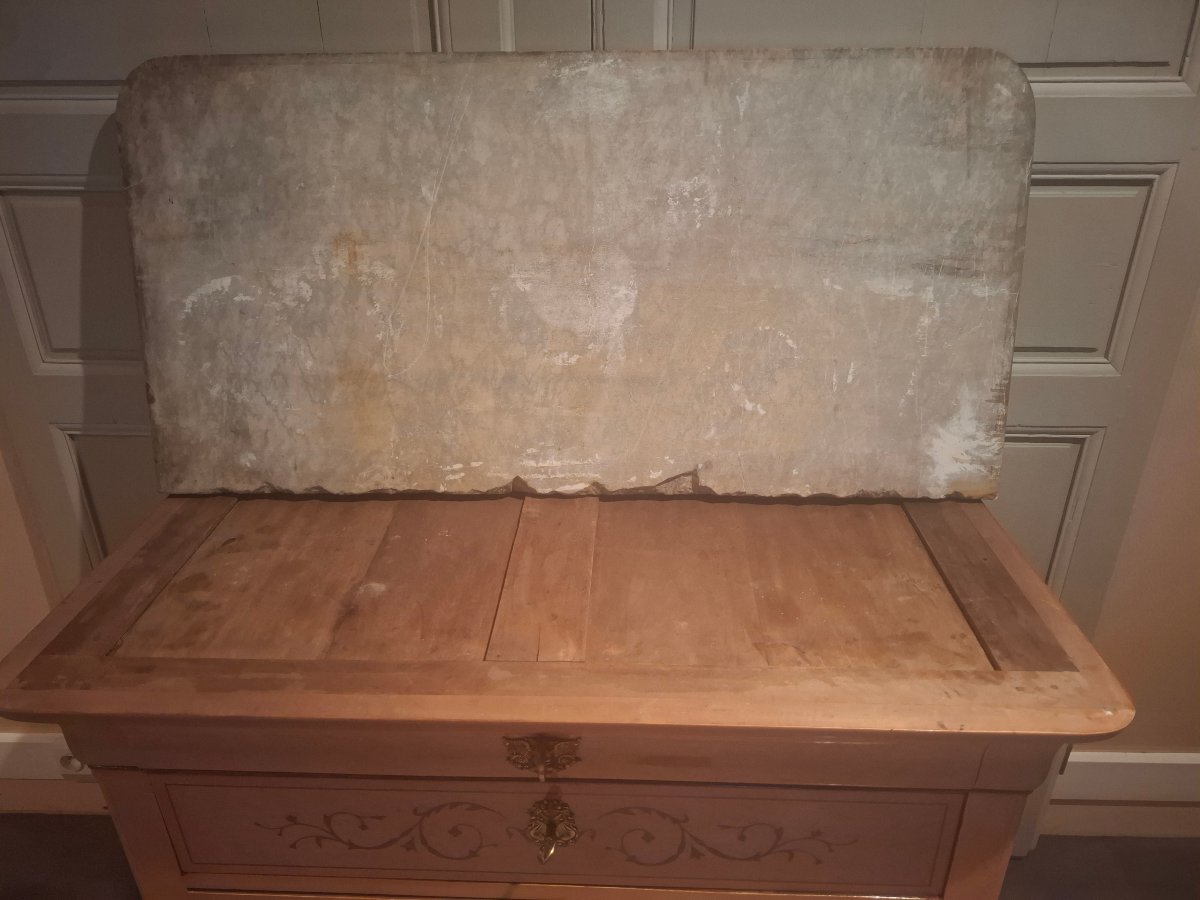 A Charles X-era Chest Of Drawers Made Of Mottled Maple And Amaranth.-photo-4