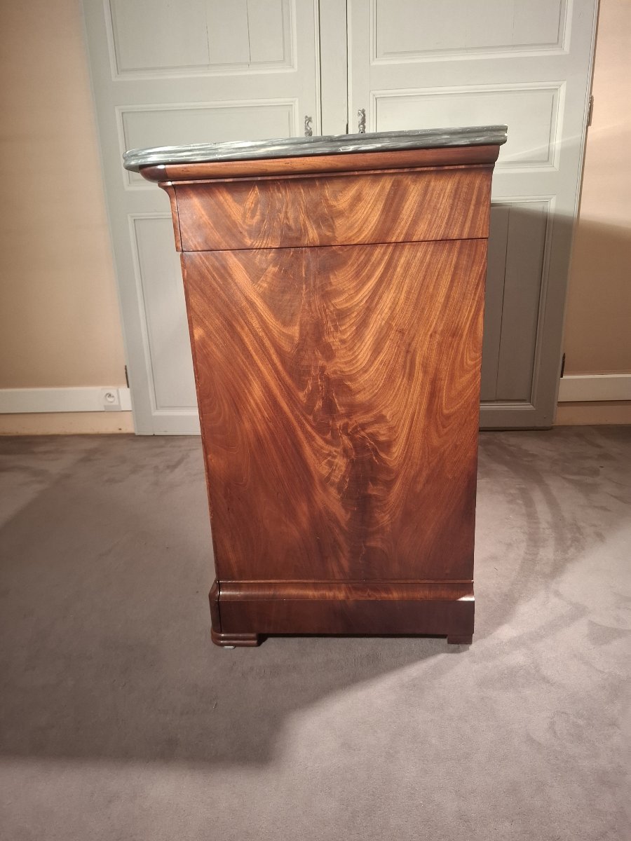 Commode à portes en acajou et tiroirs à l’anglaise, d’époque Louis-Philippe.-photo-4