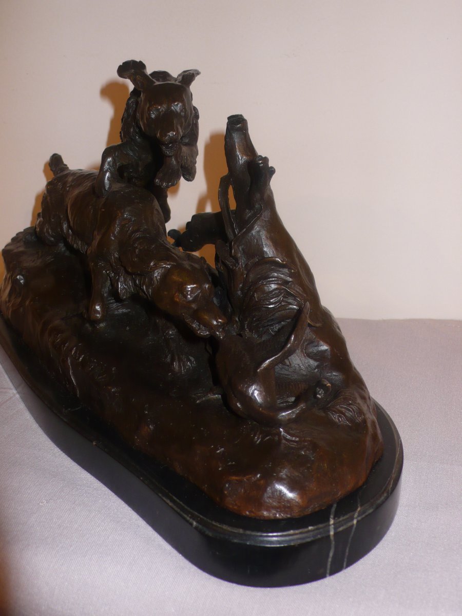 Bronze Représentant Deux Chiens De Chasse Et Un Canard.-photo-2