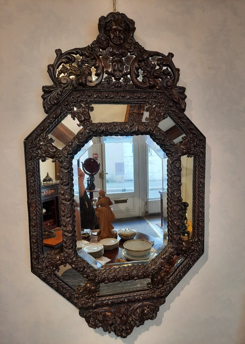 Miroir De Style Louis XIV En Laiton Repoussé.-photo-3