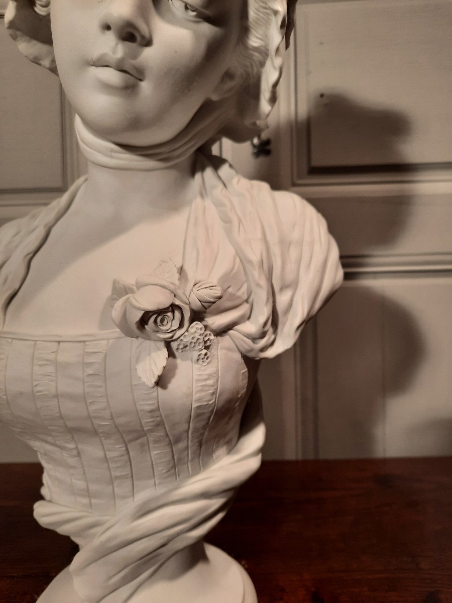 Buste De Jeune Fille En Biscuit D’après Hippolyte Moreau.-photo-2