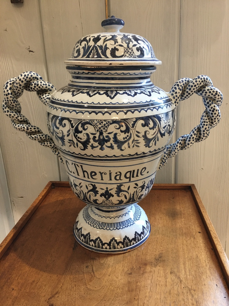 Large Covered 19th Century Earthenware Pharmacy Jar-photo-2