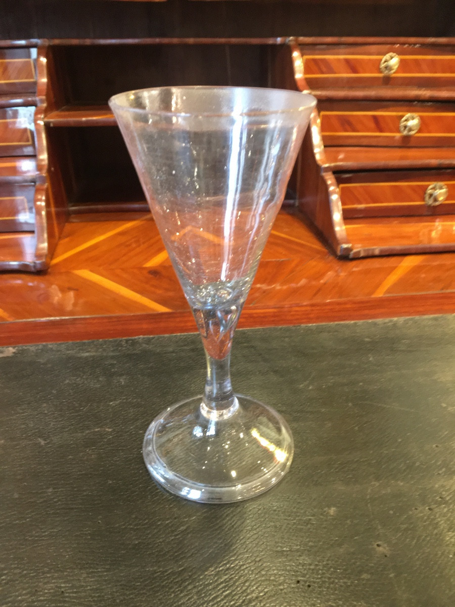 Grand verre cornet Epoque 18eme