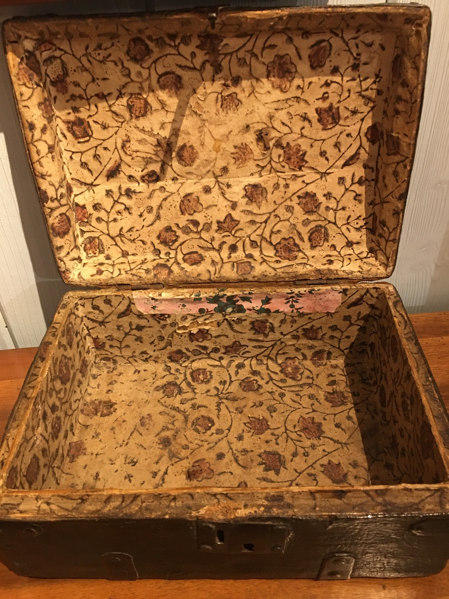 Messenger Box, 17th Century -photo-1