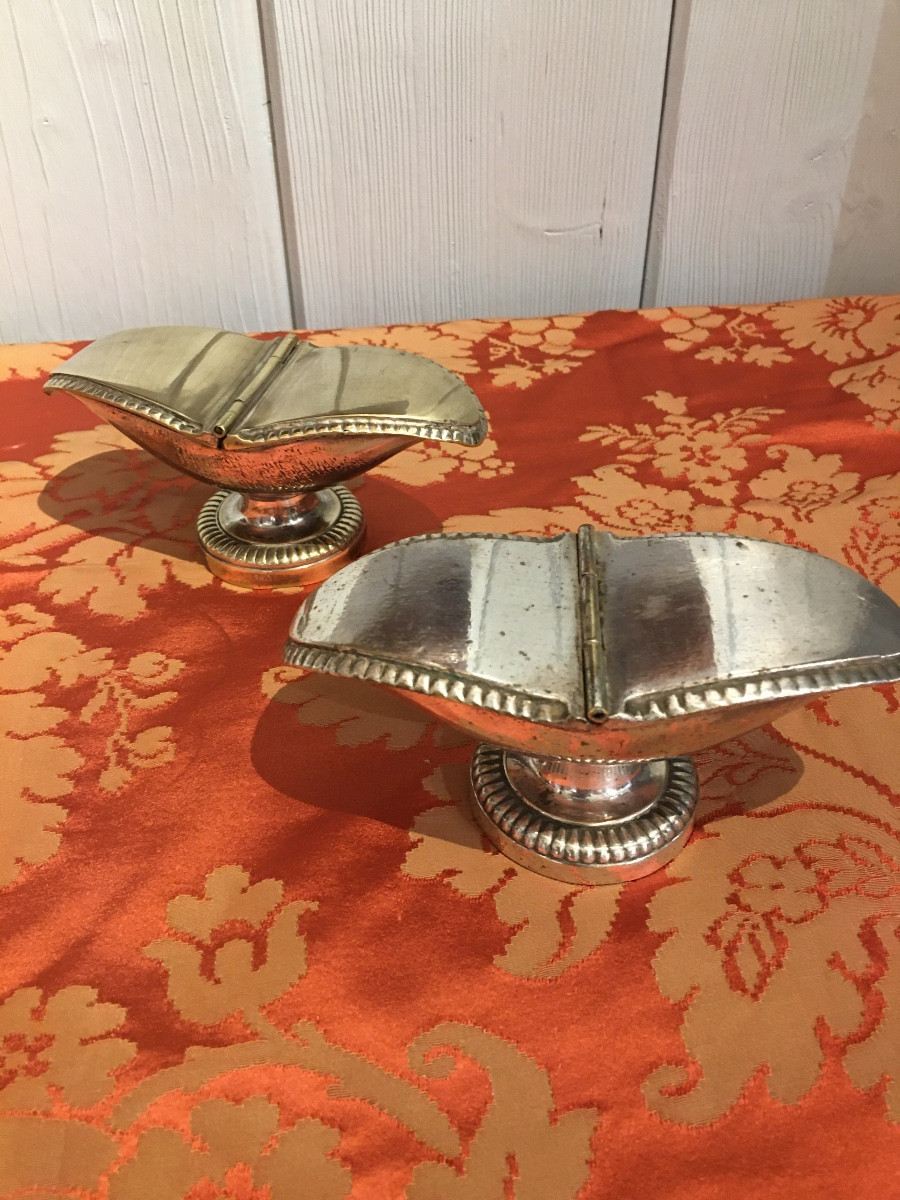 Paire de navettes à encens plaqué argent 18eme