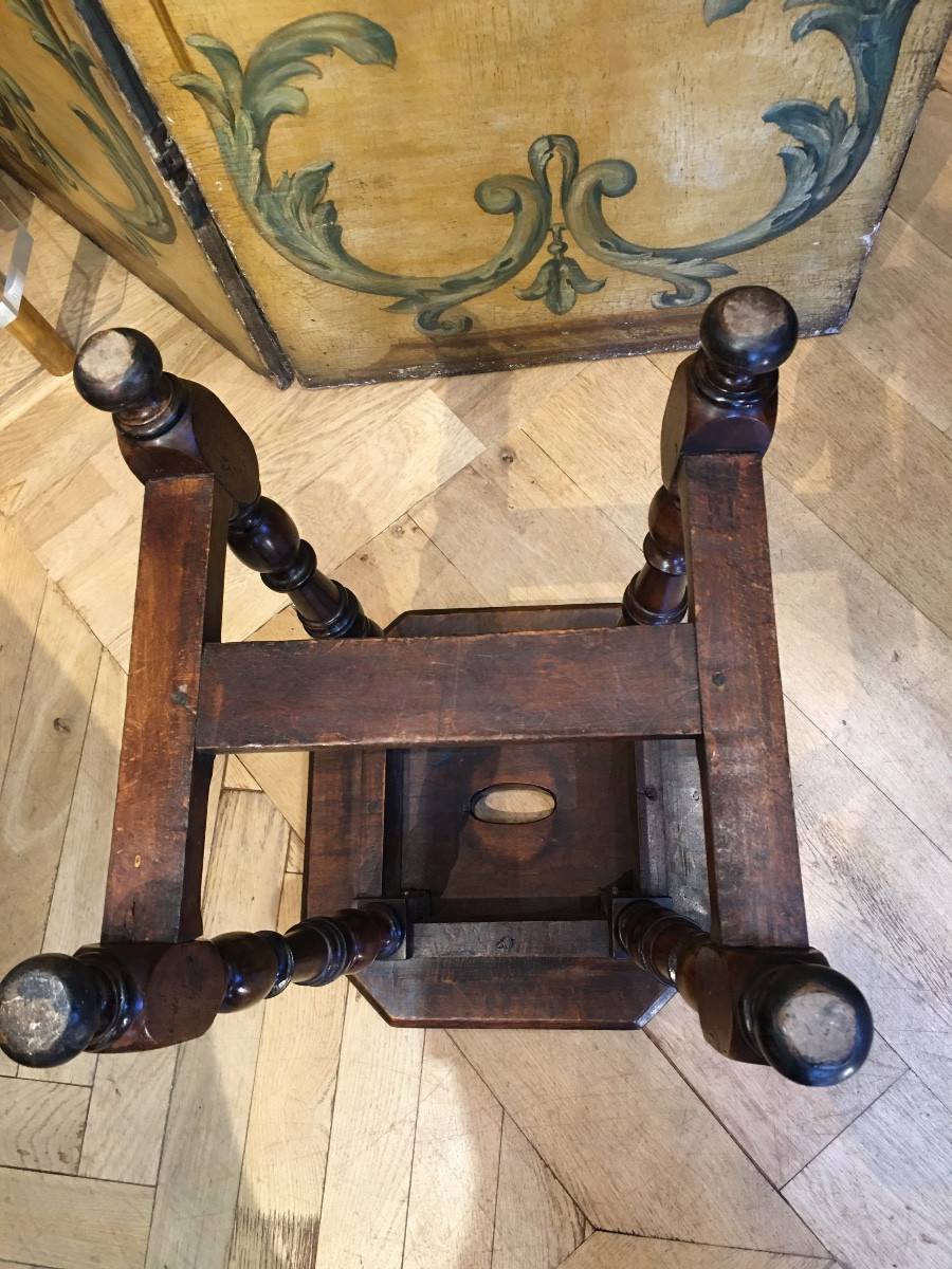 Tabouret Louis XIII en noyer tourné 18 eme-photo-4
