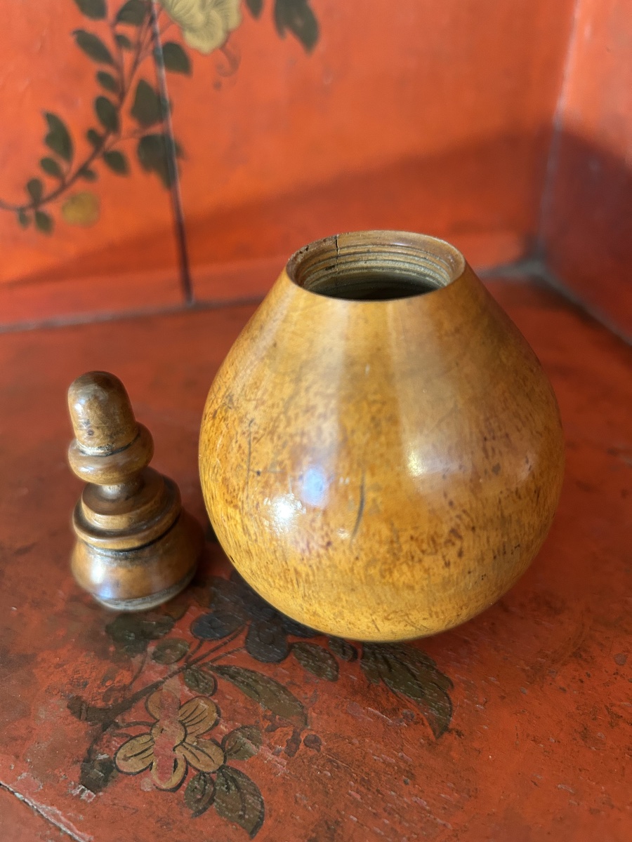 19th-century Turned Boxwood Pepper Shaker-photo-2