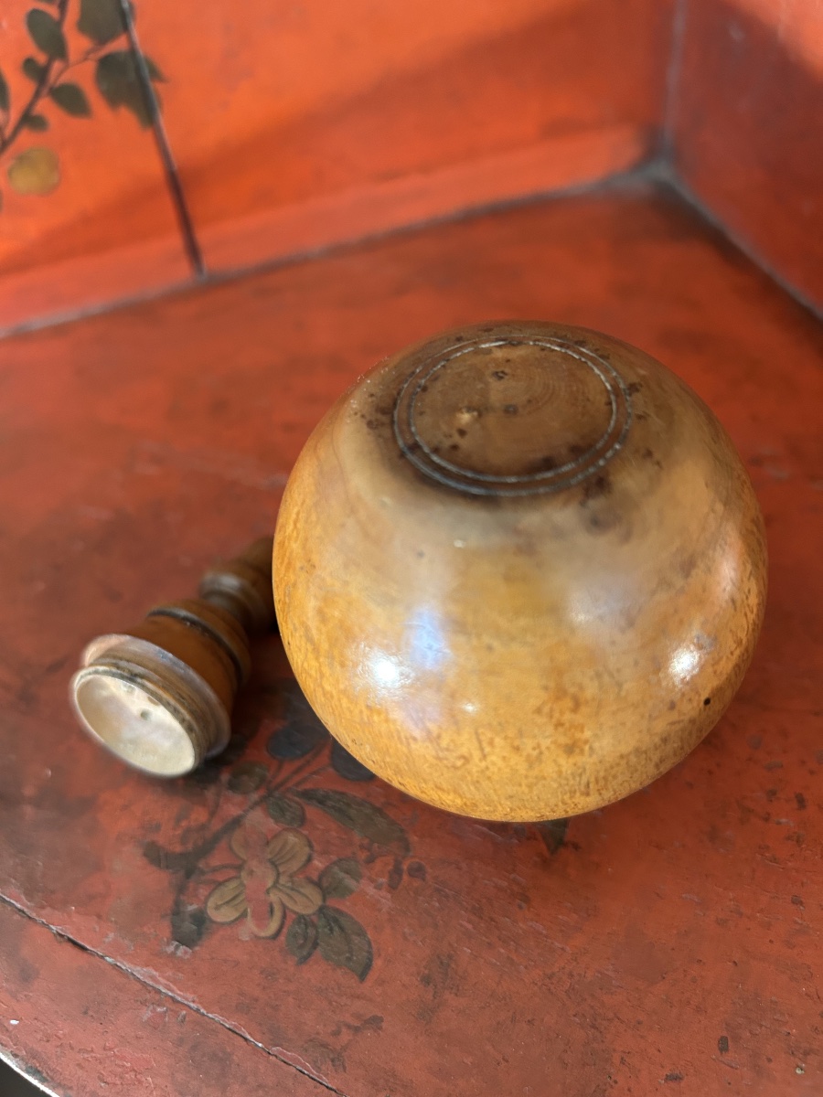 19th-century Turned Boxwood Pepper Shaker-photo-3