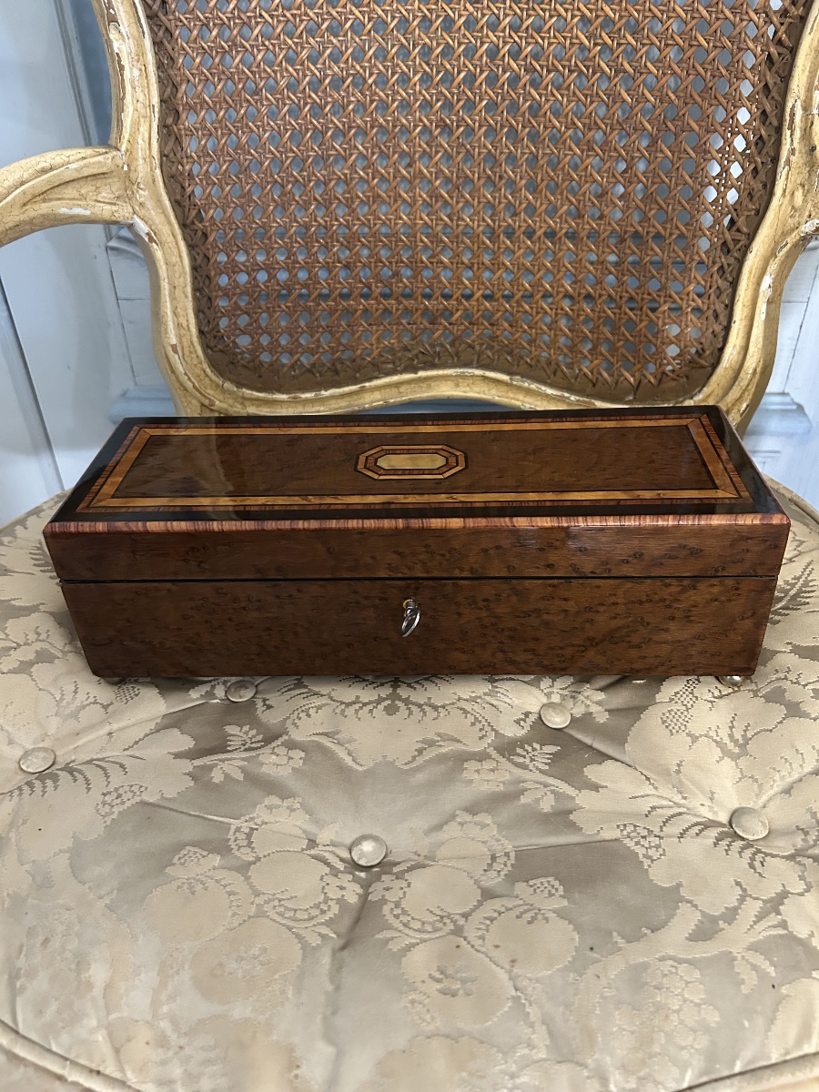 Boîte à gants marquetée epoque XIXeme