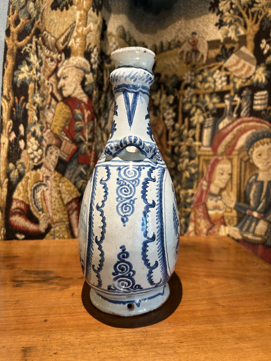 18th-century Nevers Earthenware Flask-photo-3