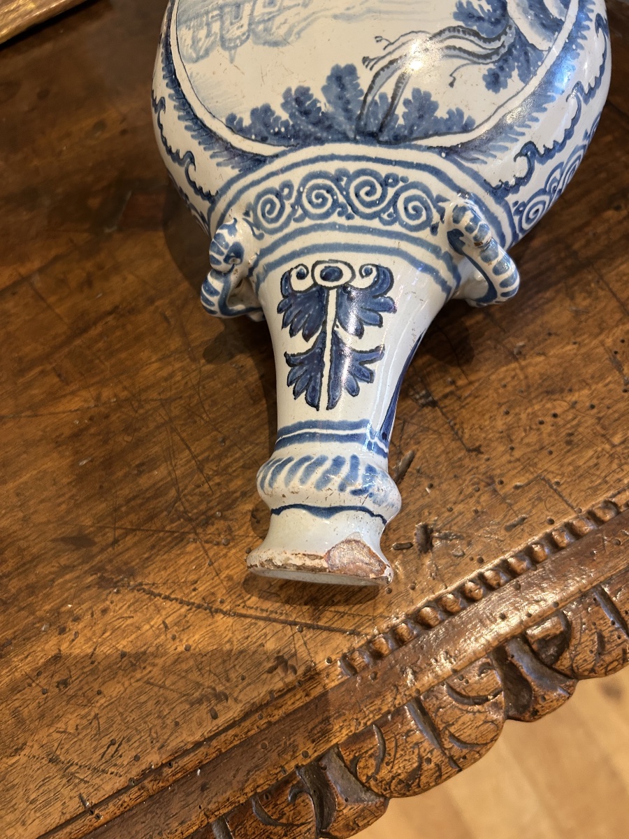 18th-century Nevers Earthenware Flask-photo-1