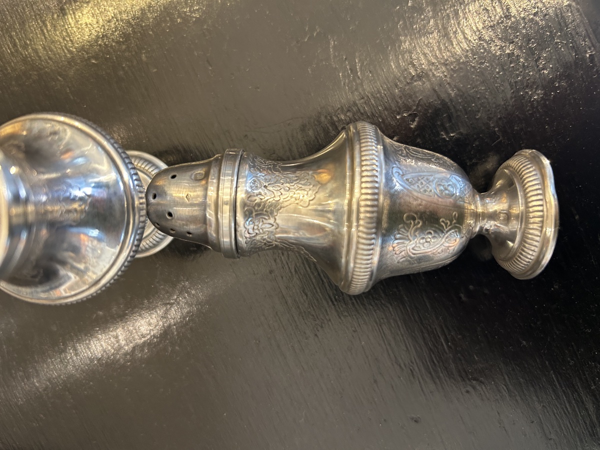 Paire de salière poivrière argent massif 19eme-photo-3