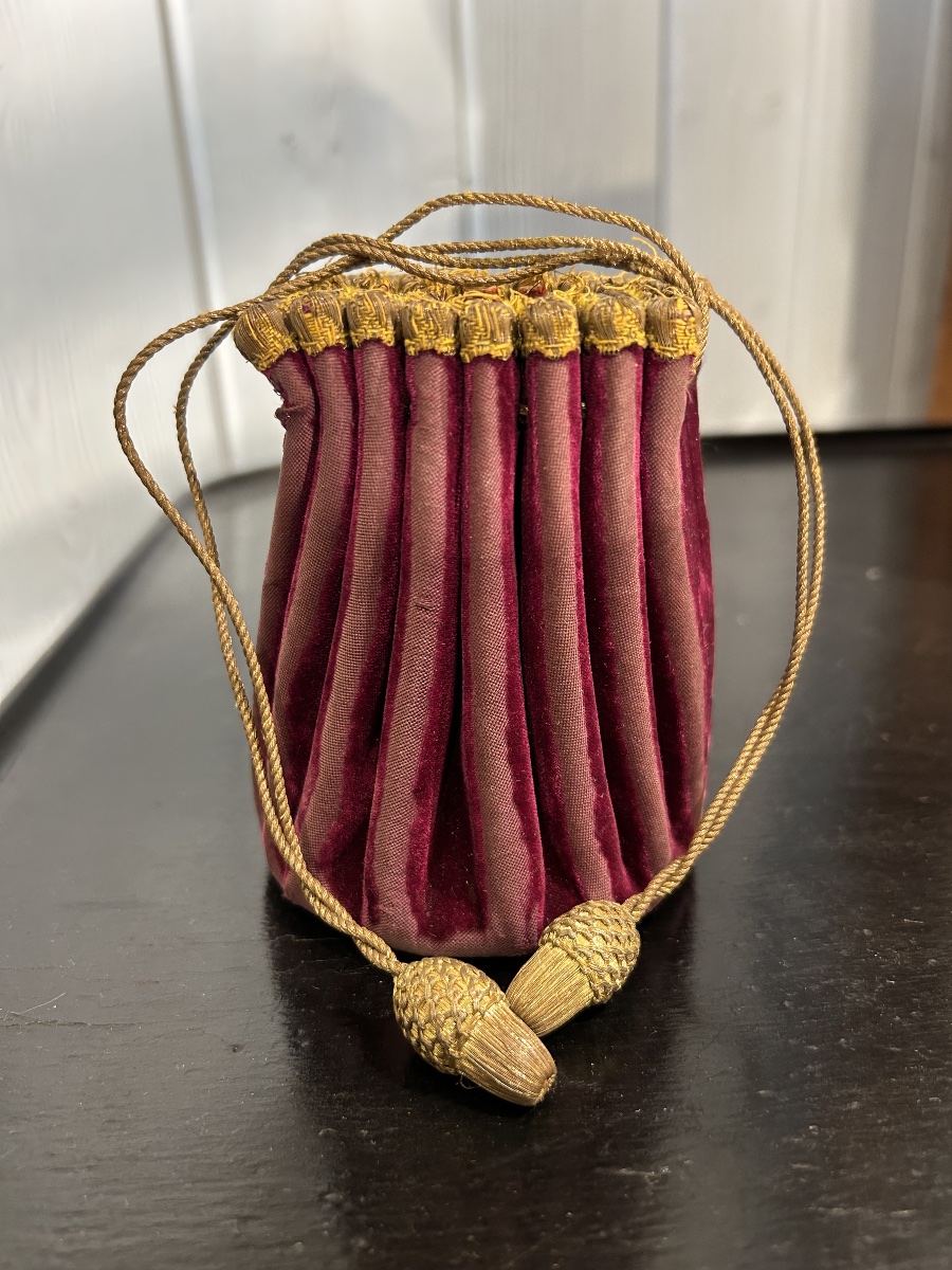 Aumônière en velours de soie d’époque XIX eme-photo-2