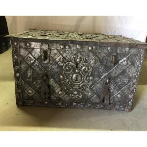 Nuremberg Iron Chest XVII Eme