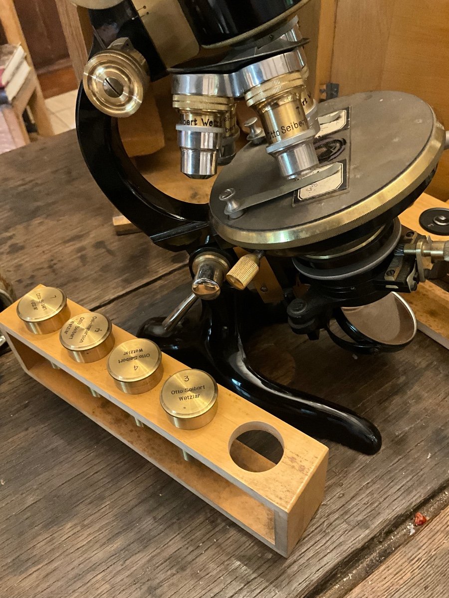 Grand Microscope Par Otto Seibert  à Wetzlar En Allemagne No. 8250 , Dans Son coffret-photo-1