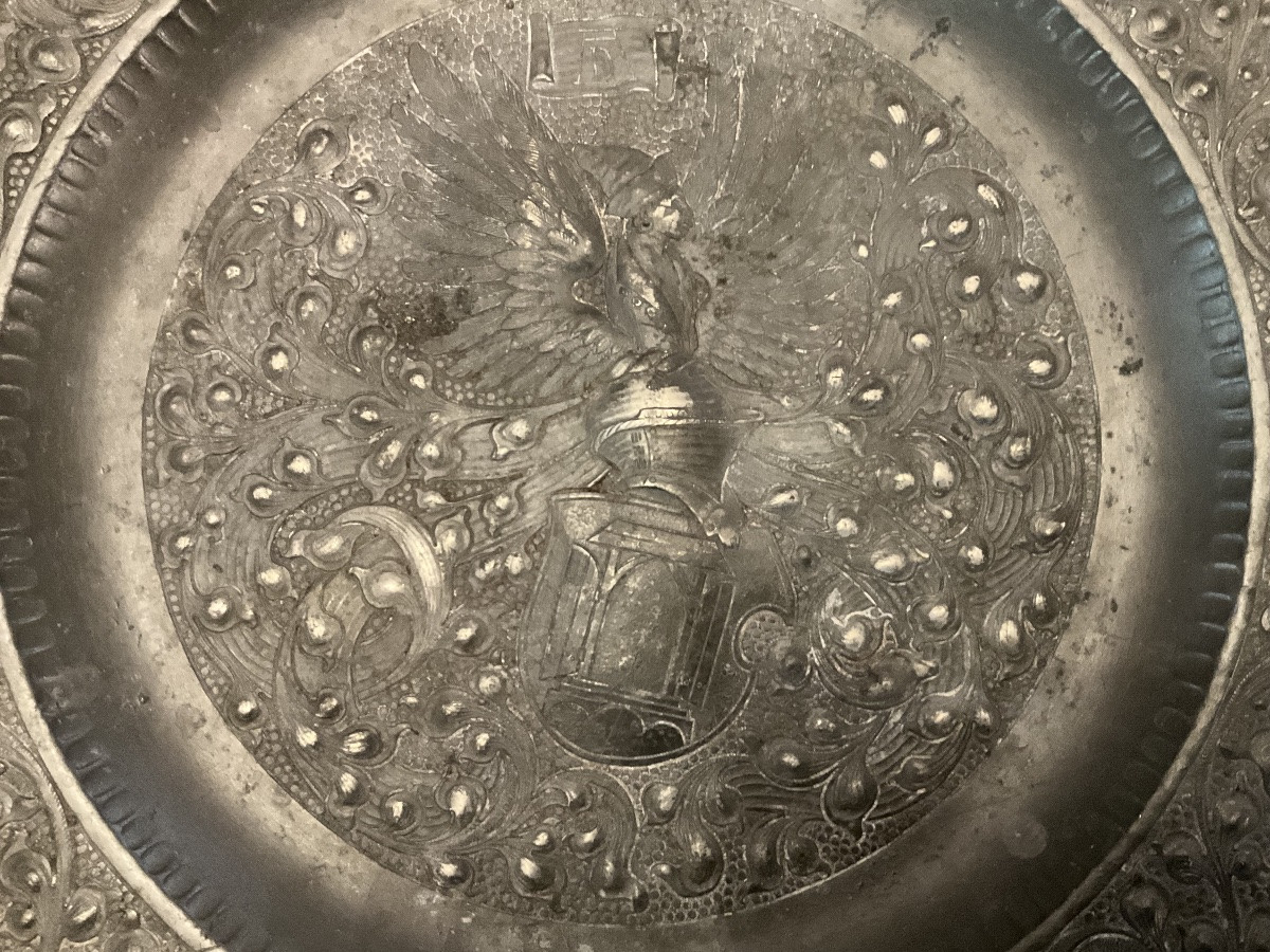 Large Pewter Dish With Coat Of Arms Decoration, Dated 1766, Monogram Hp, A. Dürer Style Coat Of Arms-photo-2