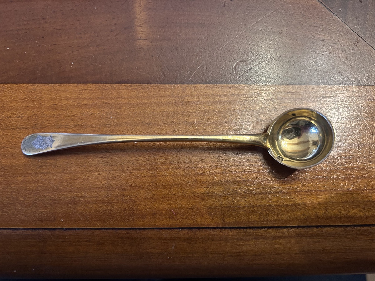 Cuillère , Louche à moutarde .  Argent doré , vermeil . XIXe siècle.