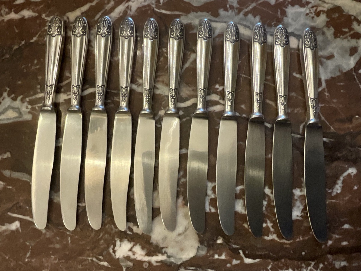 11 couteaux à dessert . Manches en argent fourré ,  800/1000 .  Italie .  Orfèvres Clementi -photo-2