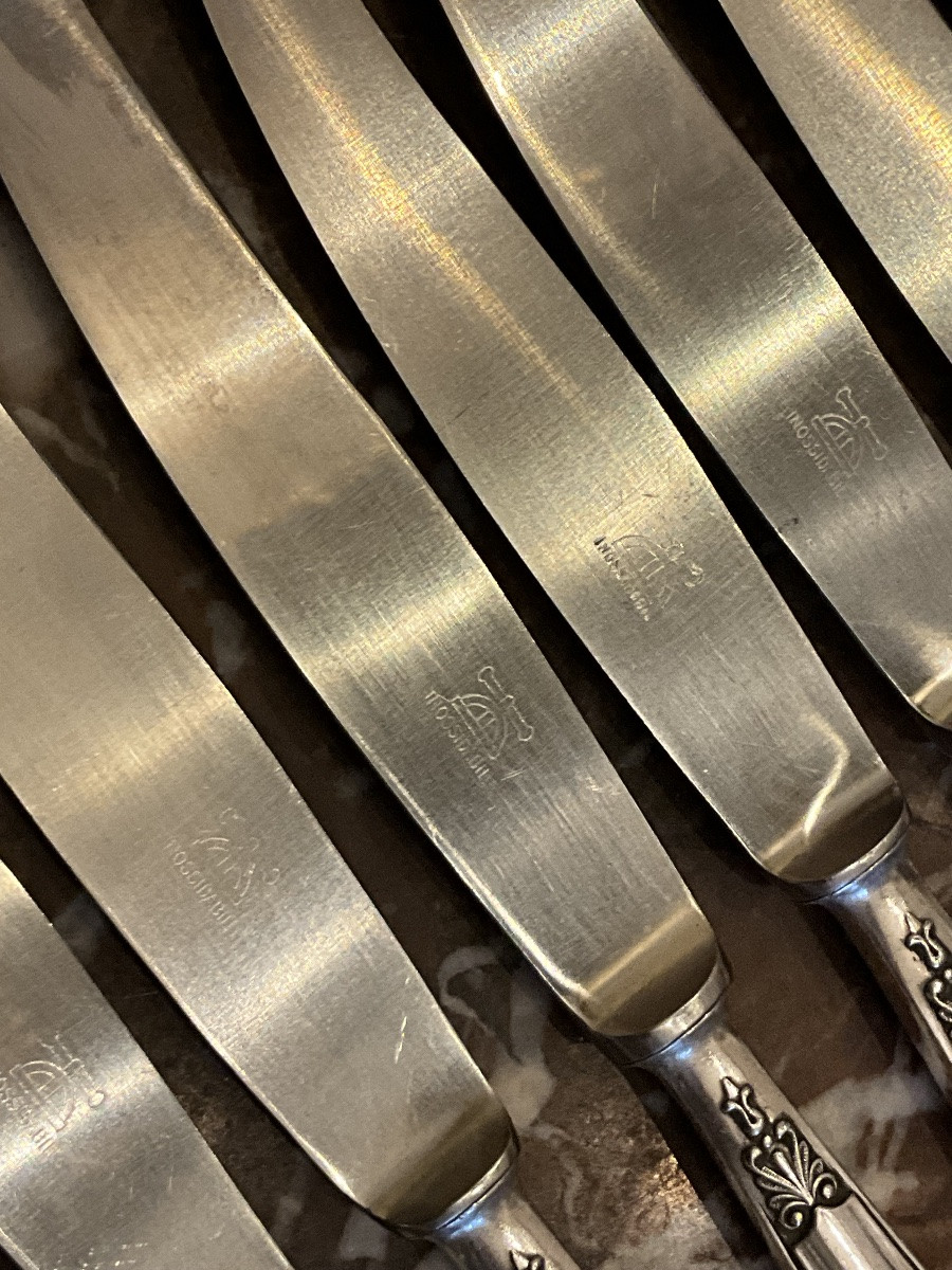 11 couteaux à dessert . Manches en argent fourré ,  800/1000 .  Italie .  Orfèvres Clementi -photo-3