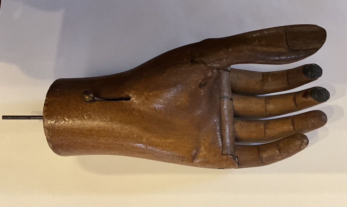 Antique Articulated Wooden Prosthetic Hand, Most Likely Made By Jacob Hüfner, Germany