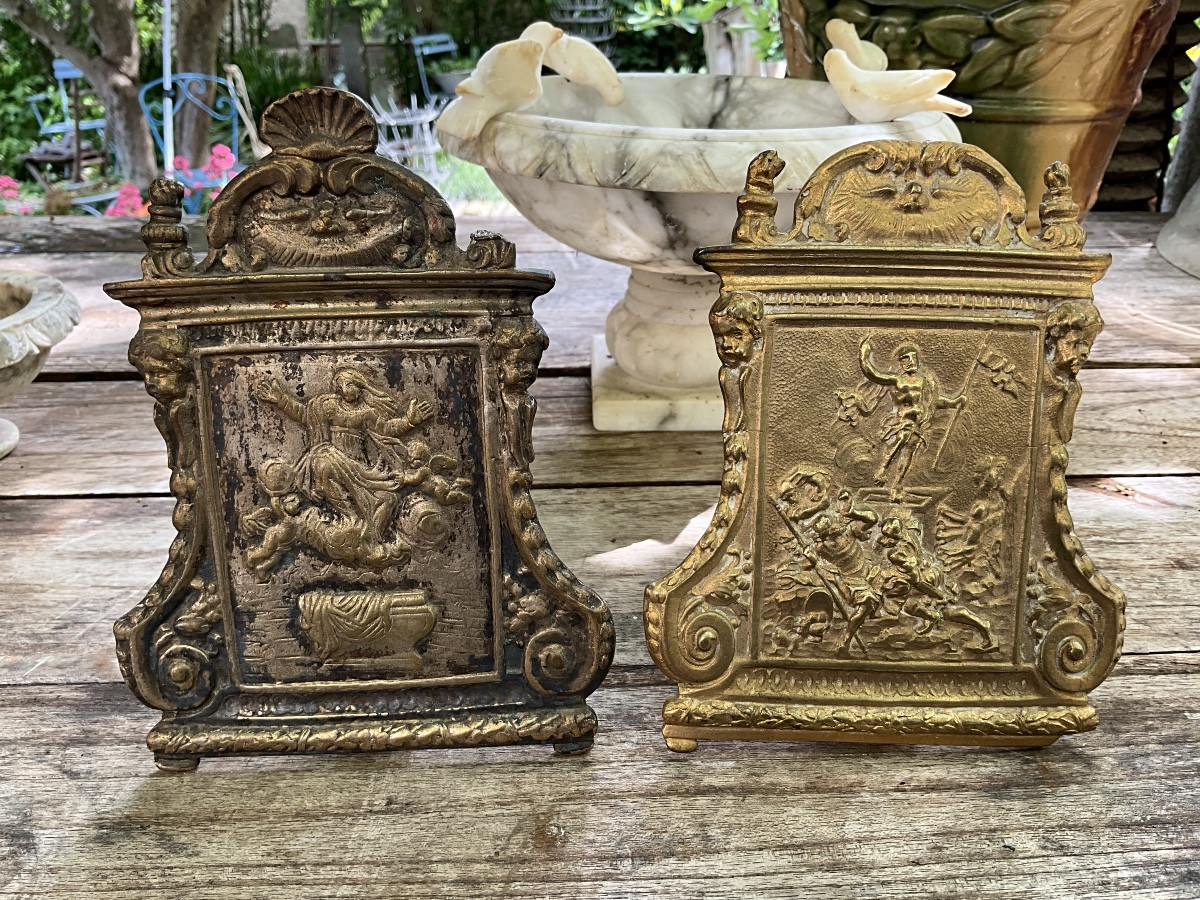 2 baisers de paix ou osculatoires en bronze , XVIIIème siècle 