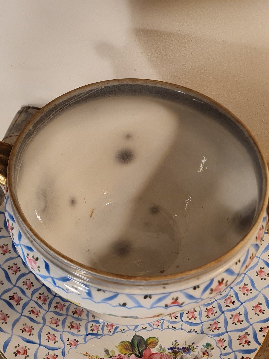 Soupière Avec Présentoir Porcelaine Collection Du Manoir De Vieillevie Sur Lot-photo-5